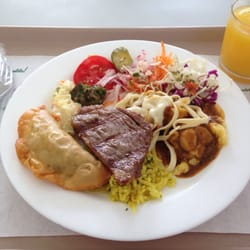 Restaurante Sabor Grill - Prato feito no Buffet.