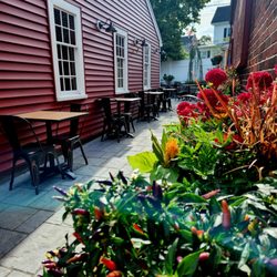 Scarlet Rose Bistro