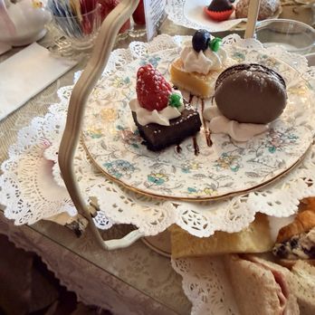 The New Leaf - Sweets - Gift Shops Near Me - Riverton, New Jersey