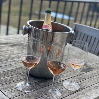 Stone Tower Winery - Wineries Near Me - Leesburg, Virginia Stone Tower Winery - Wineries Near Me - Leesburg, Virginia