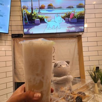Sunny Tea Studio - White peach with cheese foam - Shaved Ice Near Me - Fullerton, California Sunny Tea Studio - White peach with cheese foam - Shaved Ice Near Me - Fullerton, California