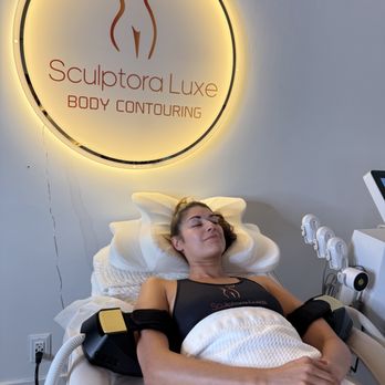 Sculptora Luxe - Body Contouring Near Me - Hermosa Beach, California Sculptora Luxe - Body Contouring Near Me - Hermosa Beach, California