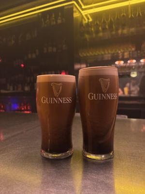 Bar Part Time by null