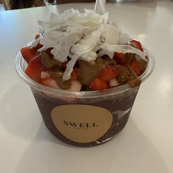 Saybrook Swell - Custom açaí bowl with coconut, strawberries, almond butter - Juice Bars & Smoothies Near Me - Old Saybrook, Connecticut Saybrook Swell - Custom açaí bowl with coconut, strawberries, almond butter - Juice Bars & Smoothies Near Me - Old Saybrook, Connecticut
