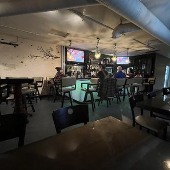 Fusion Restaurant & Bar - Vietnamese Near Me - Riverside, California