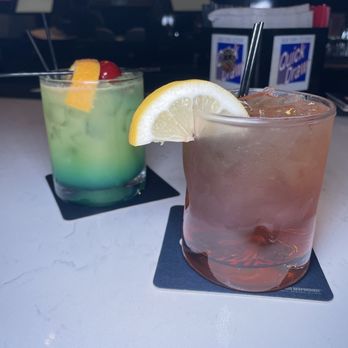 Edgewood Bar & Grill - Cocktails - Bars Near Me - Deer Park, New York