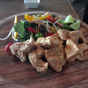 Ah-Un - Karaage fried chicken and salad - Japanese Near Me - Ciudad de México, DIF