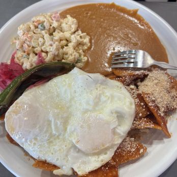 Carolina Tamales - Chilaquiles rojos con frijoles de puerco - Mexican Near Me - Bellflower, California