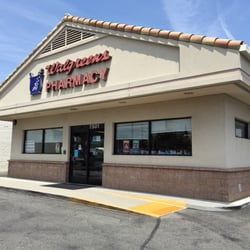 Walgreens Pharmacy - The smallest Walgreens I have ever seen!!