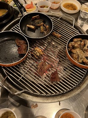 Yuk Jun Gui - Galbi, Fresh live eel, Makchang by null