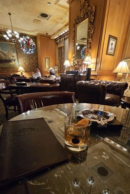Churchill Bar by null