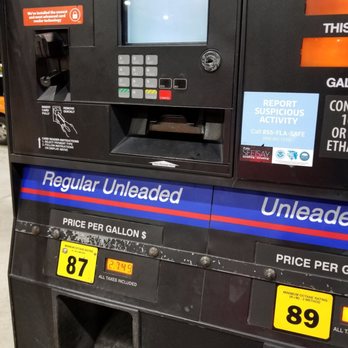 RaceTrac - Several pumps inoperable at the Raceway on West Broward Blvd in Fort Lauderdale, Florida. - Gas Stations Near Me - Ft Lauderdale, Florida