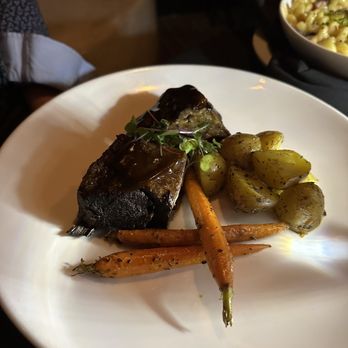 Vernon's Speakeasy - Short rib - Steakhouses Near Me - Los Ranchos, New Mexico