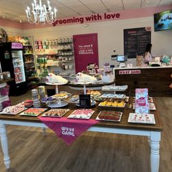 Woof Gang Bakery & Grooming Estero - A new great grooming and bakery all for pets. A great selection of everything you need for our pampered pets!! I LOVE THIS PLACE