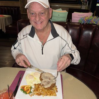 Ichabod's Lounge and Restaurant - Happy fella - Lounges Near Me - Las Vegas, Nevada Ichabod's Lounge and Restaurant - Happy fella - Lounges Near Me - Las Vegas, Nevada