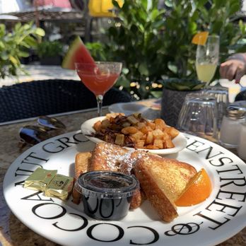 Greenstreet Cafe - French Toast with a side of Potatoes - Breakfast & Brunch Near Me - Miami, Florida Greenstreet Cafe - French Toast with a side of Potatoes - Breakfast & Brunch Near Me - Miami, Florida