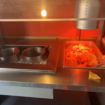 Local Cantina Dublin - Chips and salsa - Mexican Near Me - Dublin, Ohio