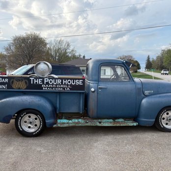 Pour House Bar & Grill - Pubs Near Me - Malcom, Iowa Pour House Bar & Grill - Pubs Near Me - Malcom, Iowa