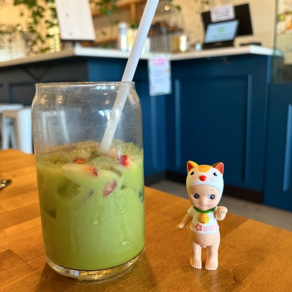 Goji Berry - Strawberry Matcha - Vegan Near Me - Phoenix, Arizona Goji Berry - Strawberry Matcha - Vegan Near Me - Phoenix, Arizona