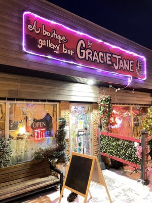 A BOUTIQUE GALLERY BAR BY GRACIE JANE - Updated January 2026 - 31A