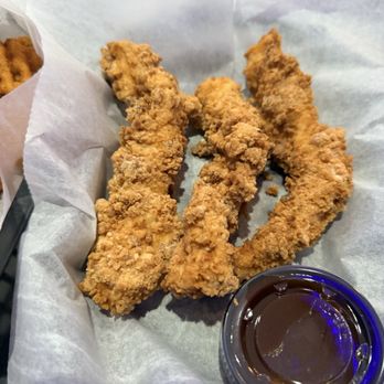Abbibo - 3 Chicken Strips - Bars Near Me - Mount Clemens, Michigan