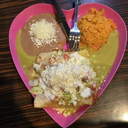 Taco N Madre Taqueria Y Cevicheria - Chicken Enchiladas
