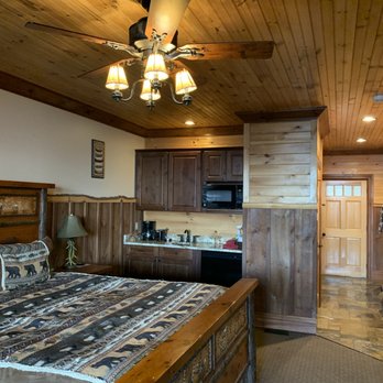 The Lodges at Cresthaven - Hotels Near Me - Lake George, New York The Lodges at Cresthaven - Hotels Near Me - Lake George, New York