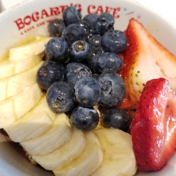 Bogart's Cafe - Love their acai bowl. - Breakfast & Brunch Near Me - Honolulu, Hawaii