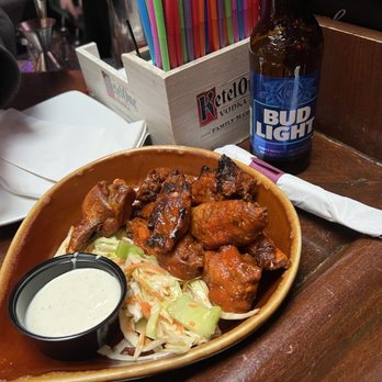 Woodie's Flat - Wings - New American Near Me - Chicago, Illinois Woodie's Flat - Wings - New American Near Me - Chicago, Illinois