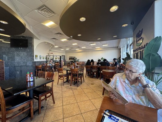 Pho Thanh Huong by null