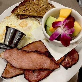 SweetDiner - Ham plate ($16) - Diners Near Me - Milwaukee, Wisconsin