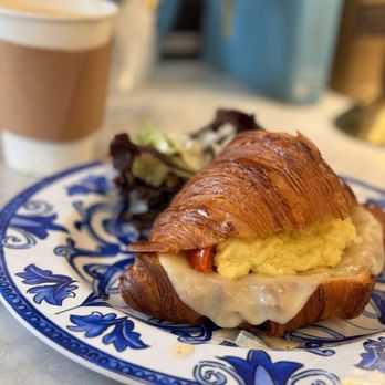 Divo Diva - Egg and Cheese croissant - Cafes Near Me - San Diego, California