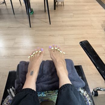MOI Nails By Spring - Pedi - Nail Salons Near Me - Los Angeles, California