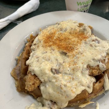 Metro Diner - Chicken and gravy over a waffle - American Near Me - Altamonte Springs, Florida Metro Diner - Chicken and gravy over a waffle - American Near Me - Altamonte Springs, Florida
