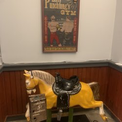 Morgan's - lobby