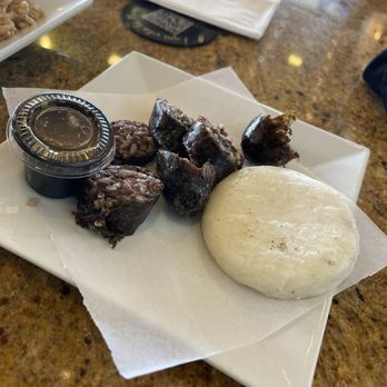Los Antojos Restaurant - Morcillas con Arepa - Colombian Near Me - Miami, Florida