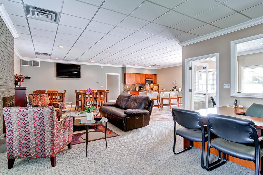 FLATIRON VIEW APARTMENTS Updated August 2024 55 Photos 4827