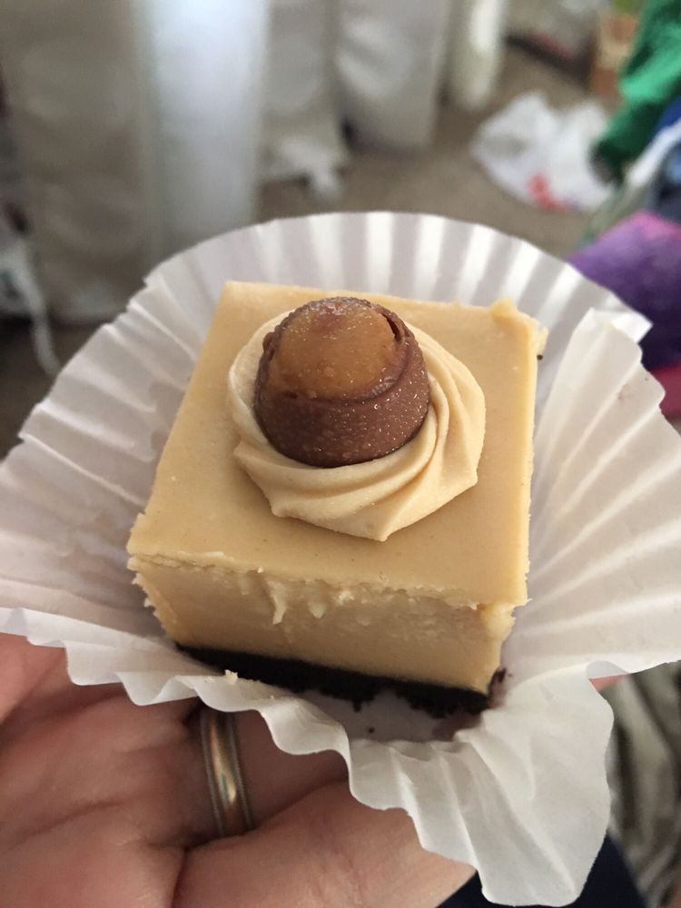 COUNTRY CAKES AND BAKES Updated October 2024 409 W Front St, New