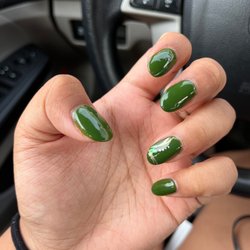 Happy Nails and Spa