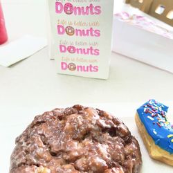 Sugar Land Donuts - Apple fritter