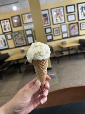 Inside Scoop Creamery by null