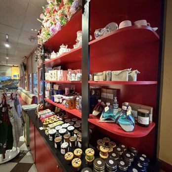 French Corner Cafe - Bakeries Near Me - Palm Desert, California