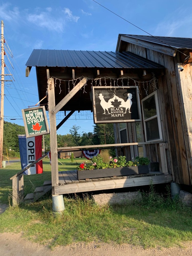 Black Rooster Maple Logo