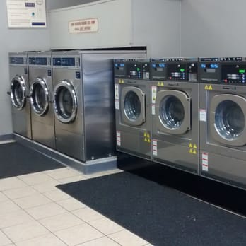 Rocco's Laundromat - New Front Loaders 2014 - Faster Wash - Faster Spin - Laundromat Near Me - Albany, New York