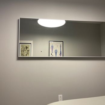 Verve Wellness Center - Much friendlier and better run facility than their sister facility. - Chiropractors Near Me - Mesa, Arizona