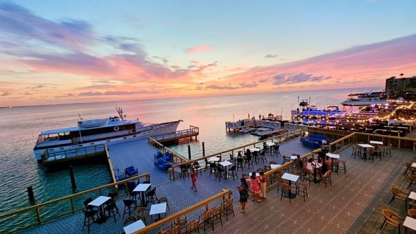 Henrietta's Bayfront Restaurant by null