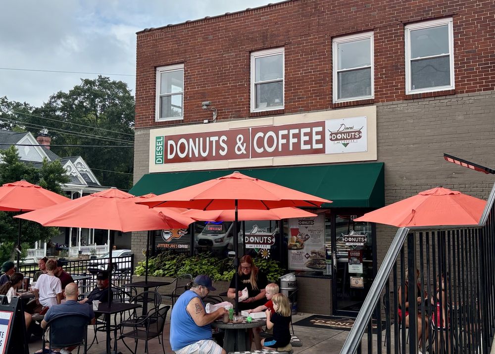 Diesel Donuts & Coffee Logo