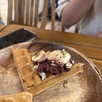 Waffle and Berry - waffle and acai bowl contents on top - Waffles Near Me - Honolulu, Hawaii