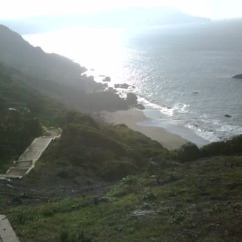 Batteries to Bluffs Trail - Hiking Near Me - San Francisco, California