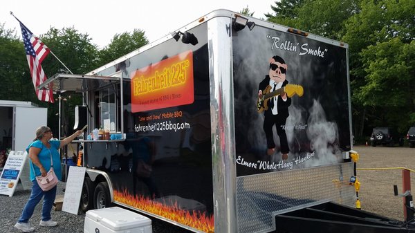 Congdons After Dark Food Truck Park by null
